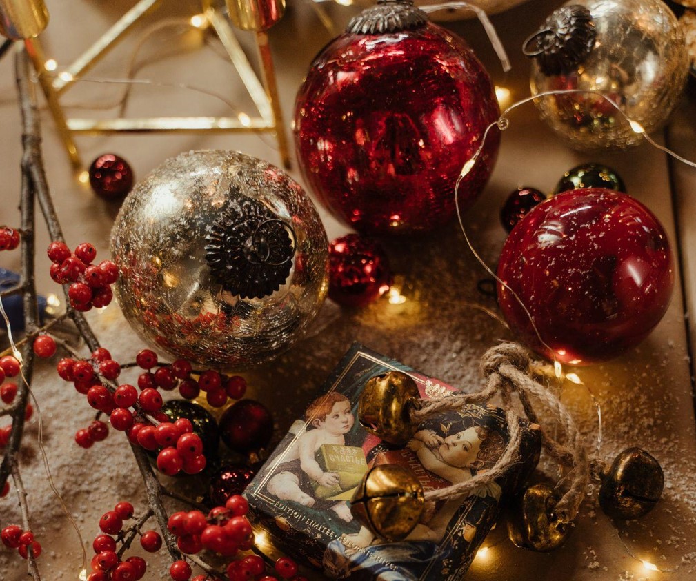 Transform Memories with Alpine Christmas Trees